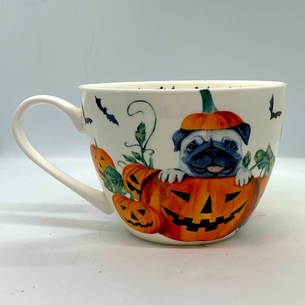 Halloween Pumpkin Pug Portobello Bone China Mug Pumpkins Bats Pug